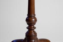 The Connoisseur’s Eye  On Philadelphia Candlestands