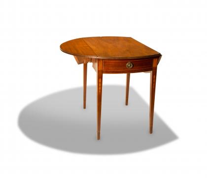 Walnut Hepplewhite Pembroke Table