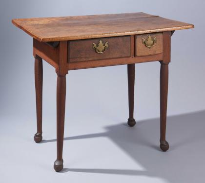 Walnut Queen Anne Diminutive Tavern Table