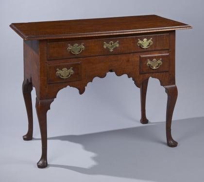 Tiger Maple Queen Anne Dressing Table
