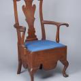 Walnut Queen Anne Potty Chair