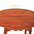 Walnut Queen Anne Oval Top Tavern Table